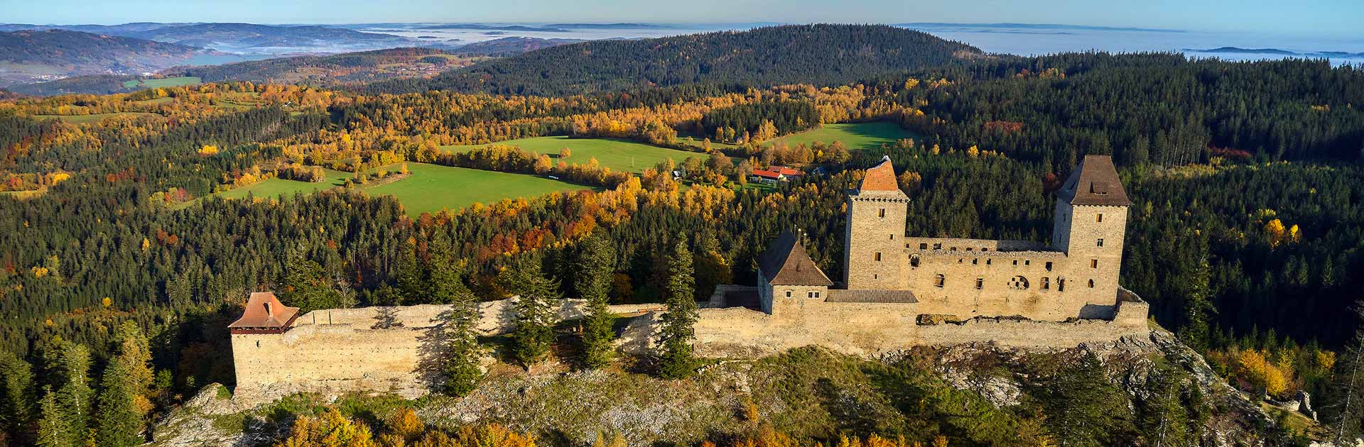 Hrad Kašperk, letecký pohled, foto: Libor Sváček